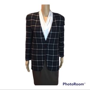 Jones of New York Vintage Wool Suit in Size 2P